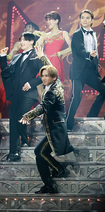 Stage photo 2-6