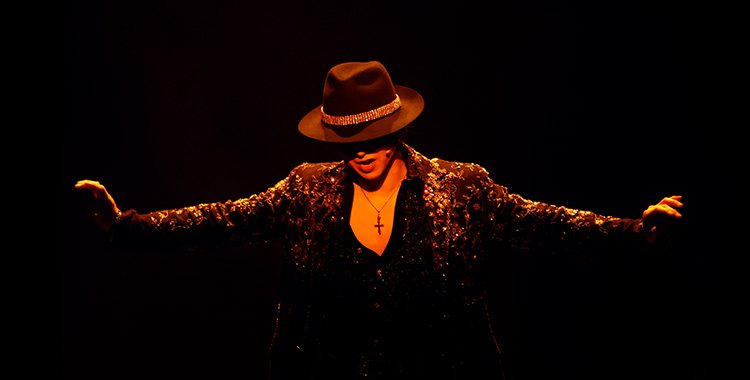 Stage photo 3-5
